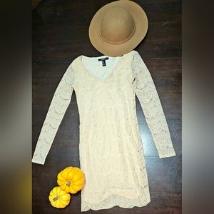 BodyCon lace detail dress